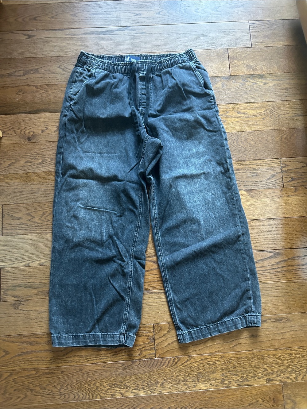 GAP Wide-Leg Washed Black Jeans